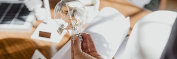Zmiana dostawcy prądu – co musisz wiedzieć?